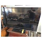 Sony Bravia 52 Inch TV w/ Remote