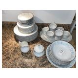 Floral China pattern - 43 piece set