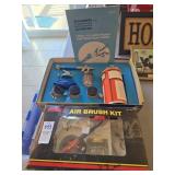 2 air brush kits