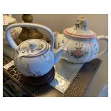Haldon group 1990 teapot & Japan teapot