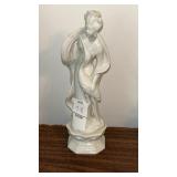 VTG HOMCO  white porcelain figurine of Kwan Yin