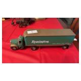 1960 Mack Model B-61 Tractor Trailer - Remington