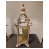 Metal candle lantern