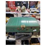 Vintage Coleman 413G stove