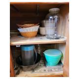 Assortment of kitchen ware