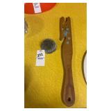 Metal Frog and Backscratcher