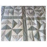 Vintage handmade quilt 90 x 74 -inches