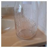 Berlin Dairy company Berlin PA 1 quart glass