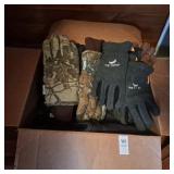 Box of assorted mens gloves, caiman heatrac,magum
