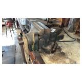 Bench Vise