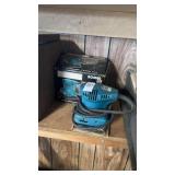Makita Finishing Sander