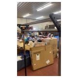 Adjustable clothing rack