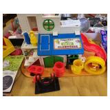 FisherPrice Sesame St Clubhouse & accessories
