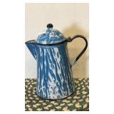 Vintage blue and white swirl enamelware pot