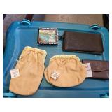 Glosser brothers change purses