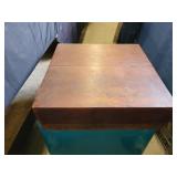 General store Clapp & Baileys display box