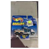Hot Wheels Haulers Surf ï¿½N Fun Truck