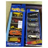 Hot wheels world Racers 2 & gift pack