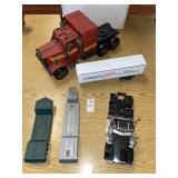 Kenworth Style ? 1/64 metal Semi Tractor Truck *