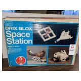 Sears Brix Blox 'Space Station' building set