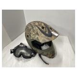 Adult helmet with goggles size M