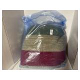 Queen size Christmas quilt with two pillow shames