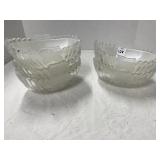 Five plastic insert pressed glass containers, 7 ï¿½