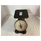 Vintage Columbia family scale