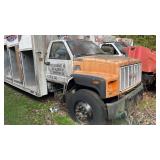 1996 GMC Truck as is NO CONTENTS, Bring help to