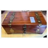 Vintage Cedar dresser box - lock but no key