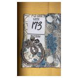 Vintage rhinestone pin brooch - missing 1 stone