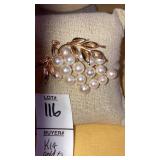 K14 (14k) gold leaves & pearls pin brooch
