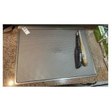 American Pan and 2 Lighters