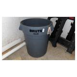Brute Garbage Can