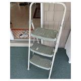 Werner step right - 3 step folding stool