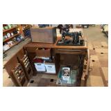 Vintage Kingston Sewing Machine And Cabinet NO