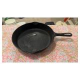 Griswold #8 Cast Iron Skillet