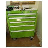 Viper rolling tool cabinet with keys. Ball