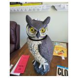 Owl decoy & open & close sign