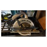 Black and Decker Saw