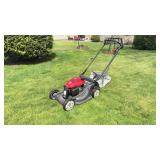 Honda HRX Lawnmower W Bag and Quart of Oil