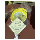 Vintage Easter plates and napkins