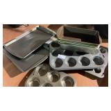Baking Sheets & Pans