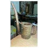 Vintage 1 Quart SwingSpout