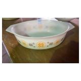 Pyrex Towne & Country Pattern Baking Dish 2.5 qt