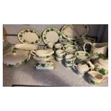 Vintage Franciscan Ivy Dishware - many pieces