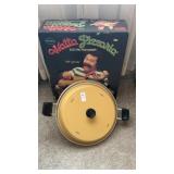 Electric pizza baker - new