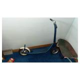 Vintage Radio Flyer metal push scooter