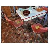 Metal table & chairs no contents