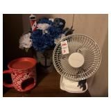 Assorted Desktop items